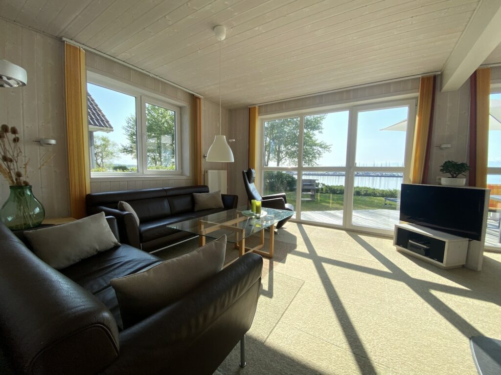 Ferienhaus WackerMagic - Ausblick auf Meer und Terrasse